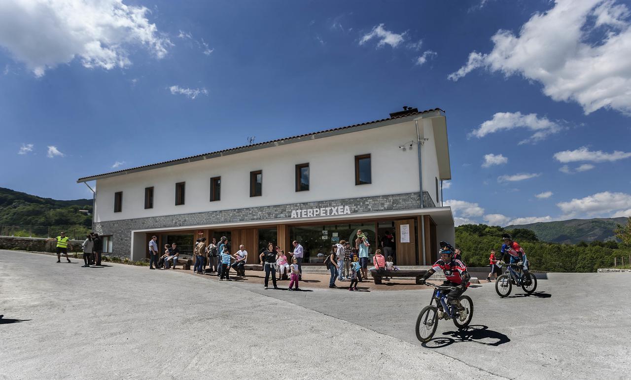 Youth Hostel Non Stop Inn By Irrisarri Land Igantzi Екстер'єр фото